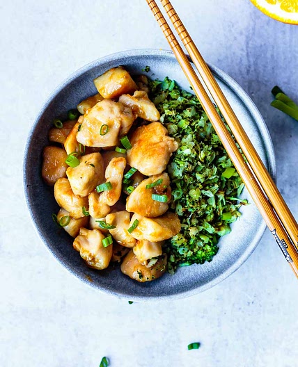 Healthy Gluten-Free Orange Chicken (30-Minutes!)