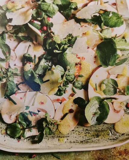 Carpaccio de champignons bruns au cresson