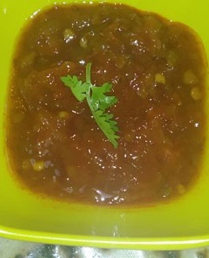 तवा आलू कुलचा (tawa aloo kulcha recipe in Hindi)