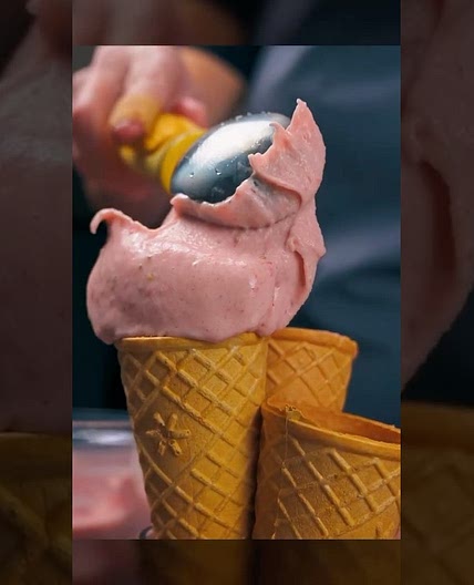 Strawberry Banana Ice Cream