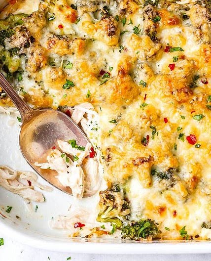 Broccoli Chicken Casserole with Cream Cheese and Mozzarella