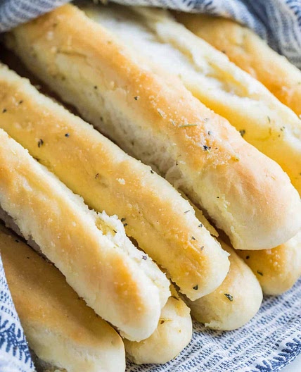 Garlic Butter Breadsticks
