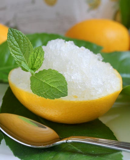 Lemon Granita or Lemon Ice (Granita al Limone)