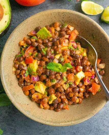 Kala Chana Chaat Recipe (Black Chickpea Salad)