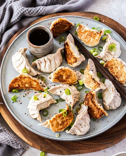 Pork Gyoza Recipe (Japanese Pork Dumplings)