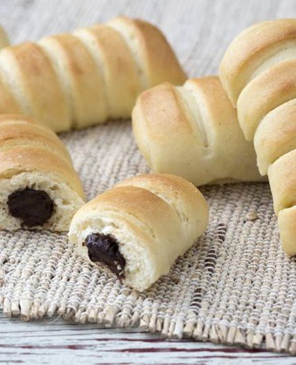 Merendine di pasta brioche al cioccolato