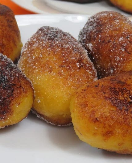 Salvadorean Plantain Empanadas with Milk Filling