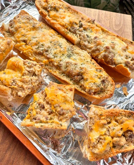 Cheeseburger Boats