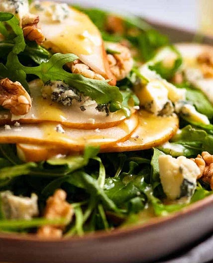 Pear Salad with Blue Cheese and Rocket