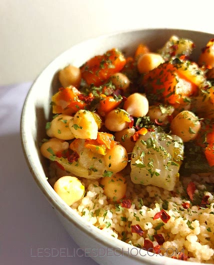 COUSCOUS VÉGÉTARIEN ÉPICÉ AUX POIS CHICHES