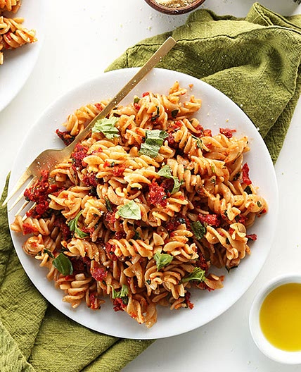 Sun-Dried Tomato Pesto Pasta (V + GF)