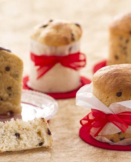 Panettoncini con gocce di cioccolato