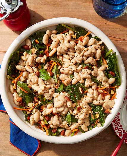 Fiber-Packed Spicy White Bean & Spinach Salad