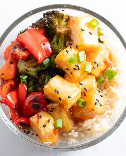 Low FODMAP Sweet Chili Tofu Bowls