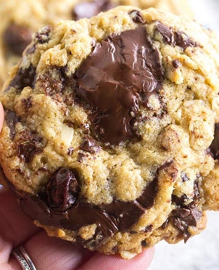 One-Bowl Low FODMAP Peanut Butter Oatmeal Chocolate Chunk Cookies with Raisins