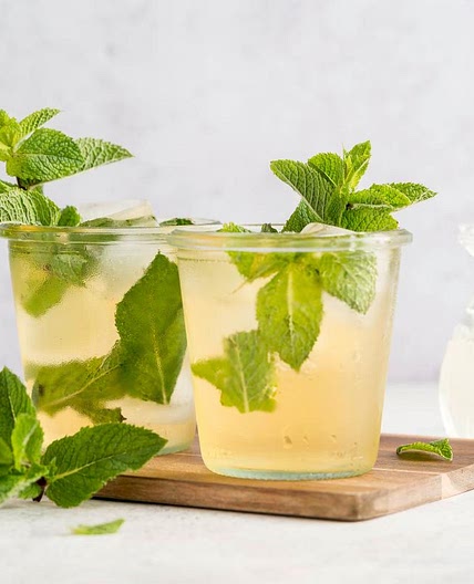 Thai-Eistee mit Grüntee