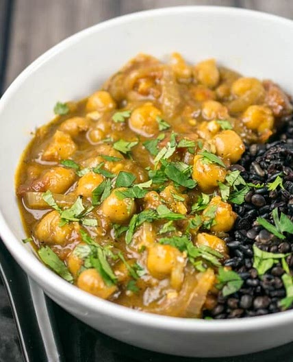 Easy Coconut Chickpea Curry