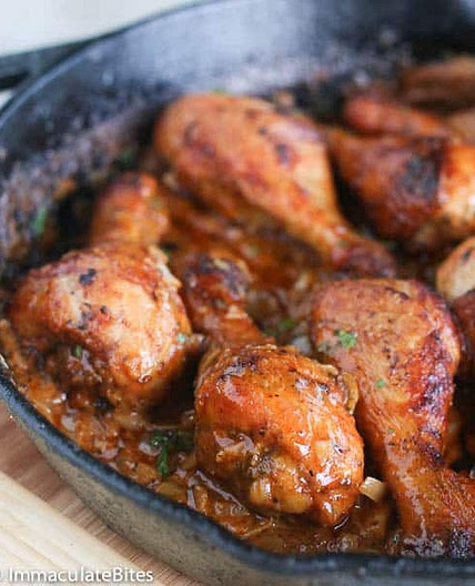 Spicy and Creamy Baked Chicken Legs