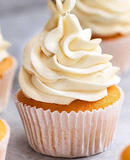 My Secret Less-Sweet, Fluffy Vanilla Frosting