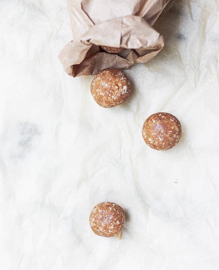 Banana Bread Protein Balls (AIP, Paleo & Gluten-free)