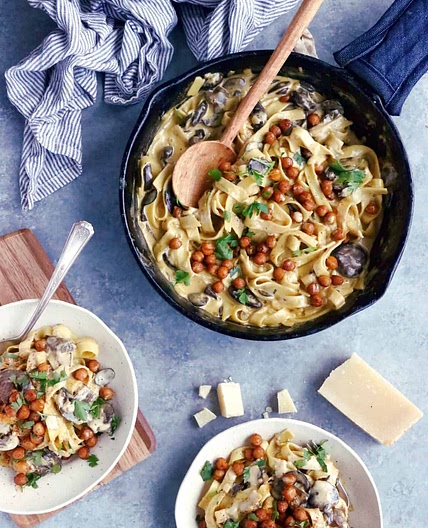 Creamy Mushroom Pasta with Chickpeas