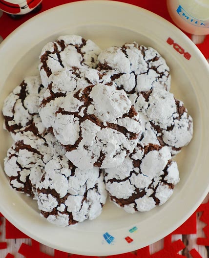 Chocolate Crinkle Cookies Recipe