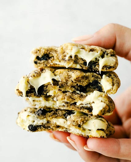 White Chocolate Oreo Cookies