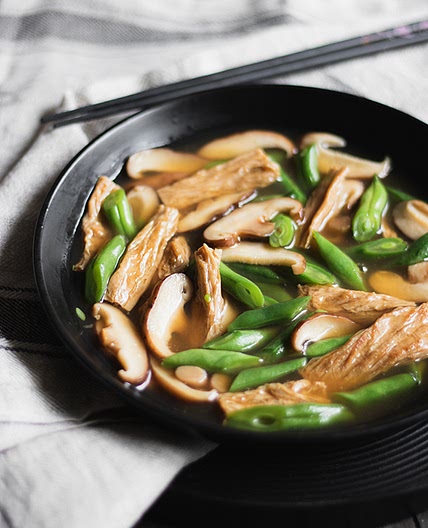 Braised Tofu Skins (Yuba) With Vegetables