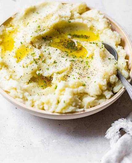 Dairy Free Mashed Potatoes with Roasted Garlic & Olive Oil