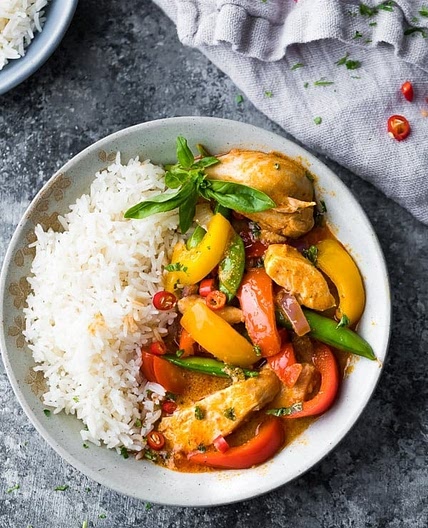 Spicy Instant Pot Thai Chicken Curry