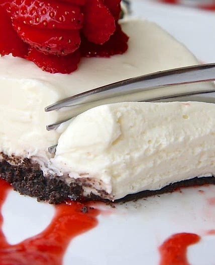 No-Bake White Chocolate Cheesecake