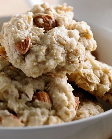 Crispy Almond Coconut Cookies