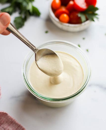 How To Make Vegan Alfredo Sauce (Easy!)