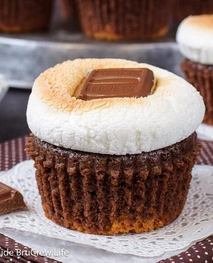 S'mores Brownie Cupcakes