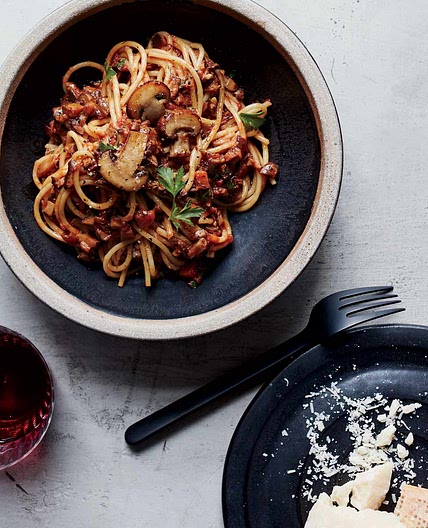 Spaghetti with Mushroom Bolognese