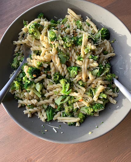 Lemon Garlic Pasta with broccoli and pine nuts