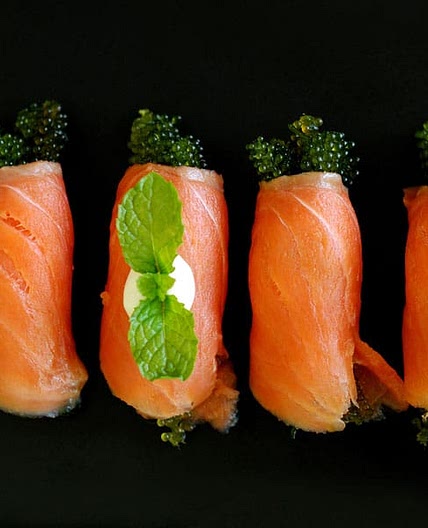 Smoked Salmon Roll