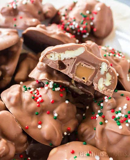 Slow Cooker Chocolate Turtles