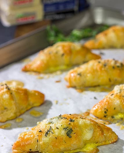 Cheesy Crescent Rolls