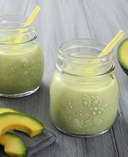 Avocado Pineapple Smoothie