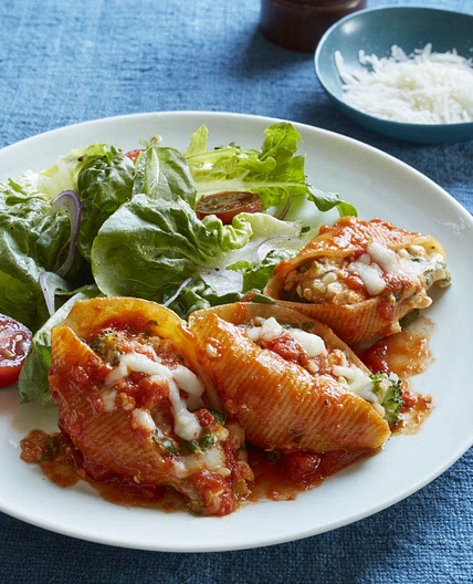 Broccoli and Cheese Stuffed Shells