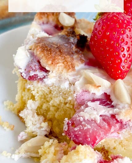 Keto strawberry coffee cake