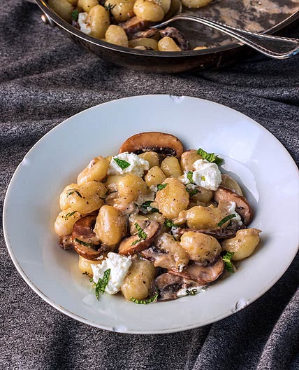 Creamy Goat Cheese Mushroom Gnocchi