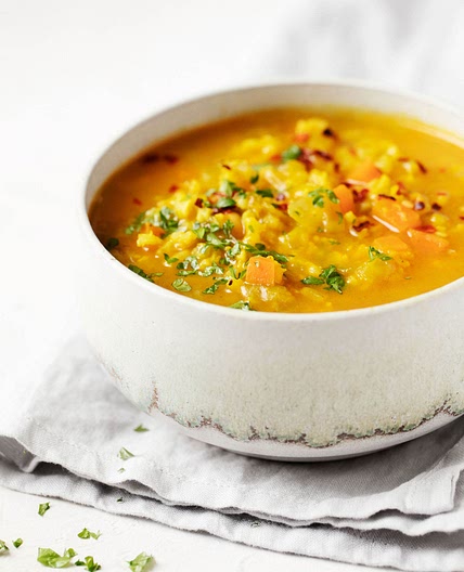 Spicy Cabbage Chickpea Soup