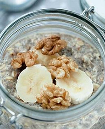 No-Cook Banana-Nuts Oatmeal
