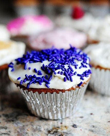 Vanilla Cupcakes with Vanilla Cream Cheese Icing