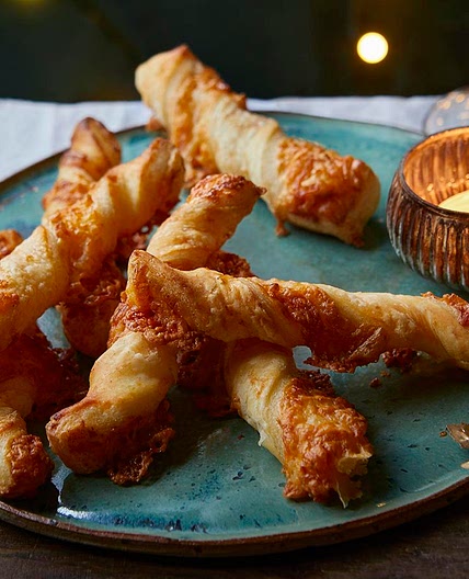 Easy cheese straws