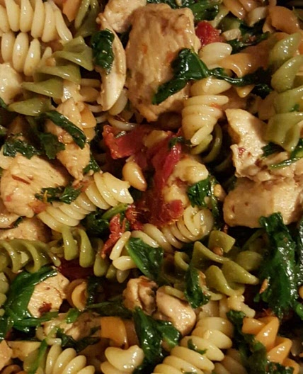 Spinach and Sun-Dried Tomato Pasta