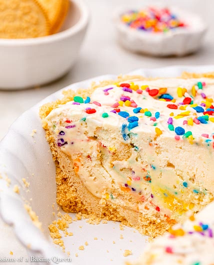 Golden Oreo Cake Batter Ice Cream Pie