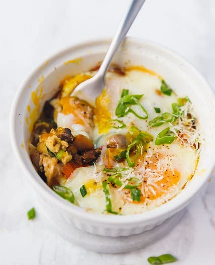 Baked Eggs In Ramekins With Mushrooms, Peppers And Green Onions
